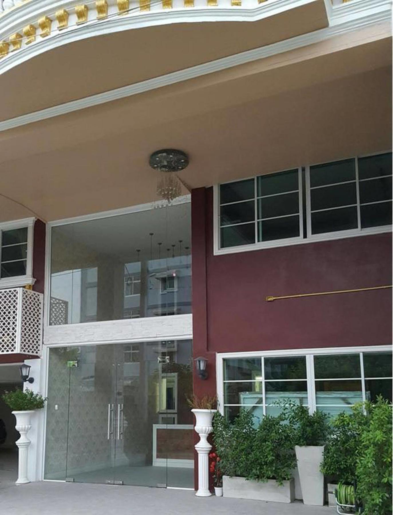 Aree Art Residence Bangkok Exterior photo